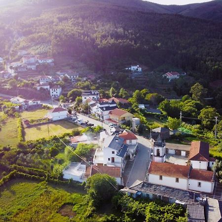Vila Nazare Bed & Breakfast Castro Daire Ngoại thất bức ảnh